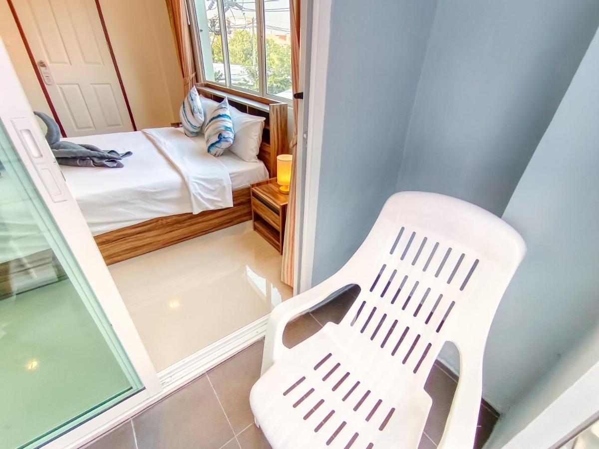 Sailor Hotel Паттая Екстер'єр фото