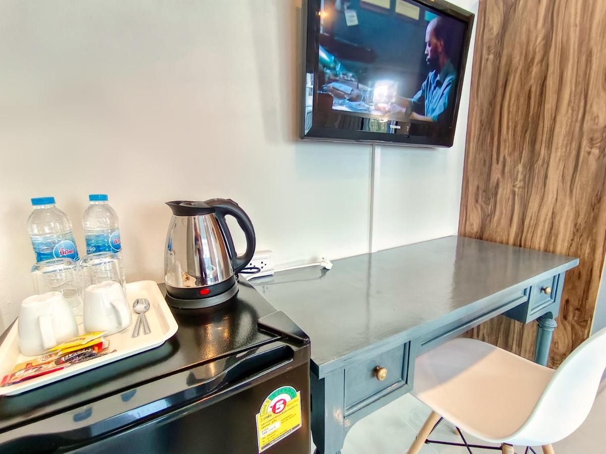 Sailor Hotel Паттая Екстер'єр фото